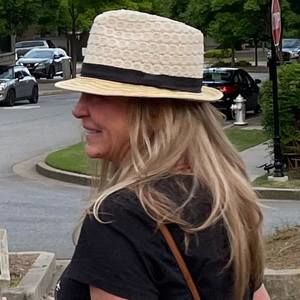 Meet your Posher, Tara